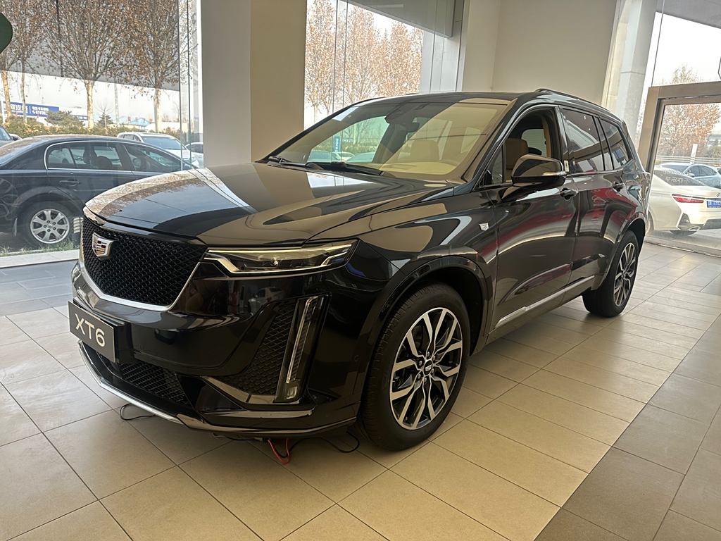 Cadillac XT6 2022 2.0T  Полный привод