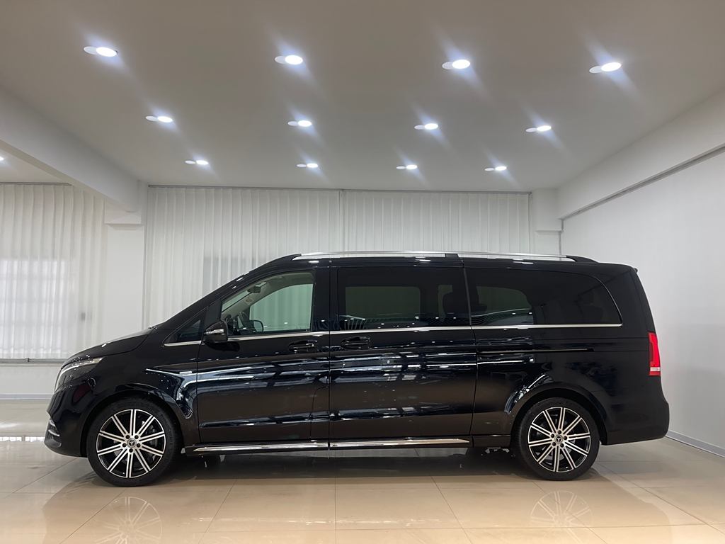 Mercedes-Benz V-Class 2022 V 260 L