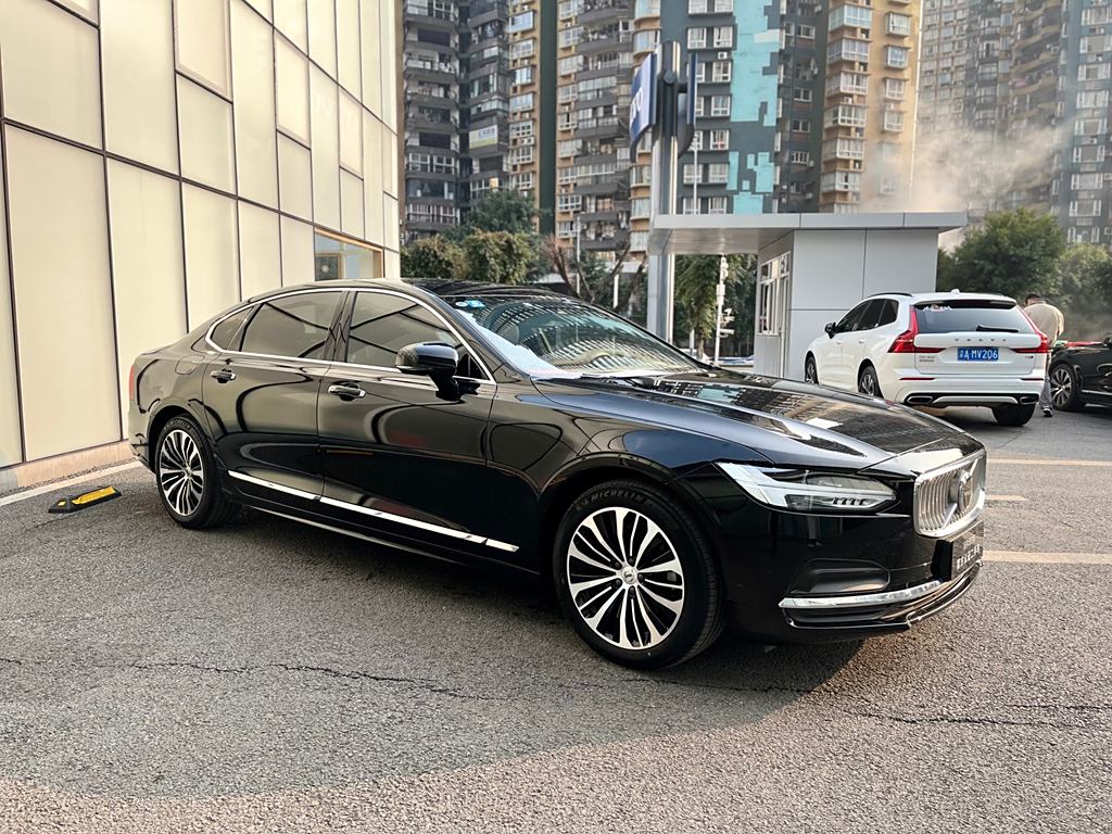 Volvo S90 2023 B5