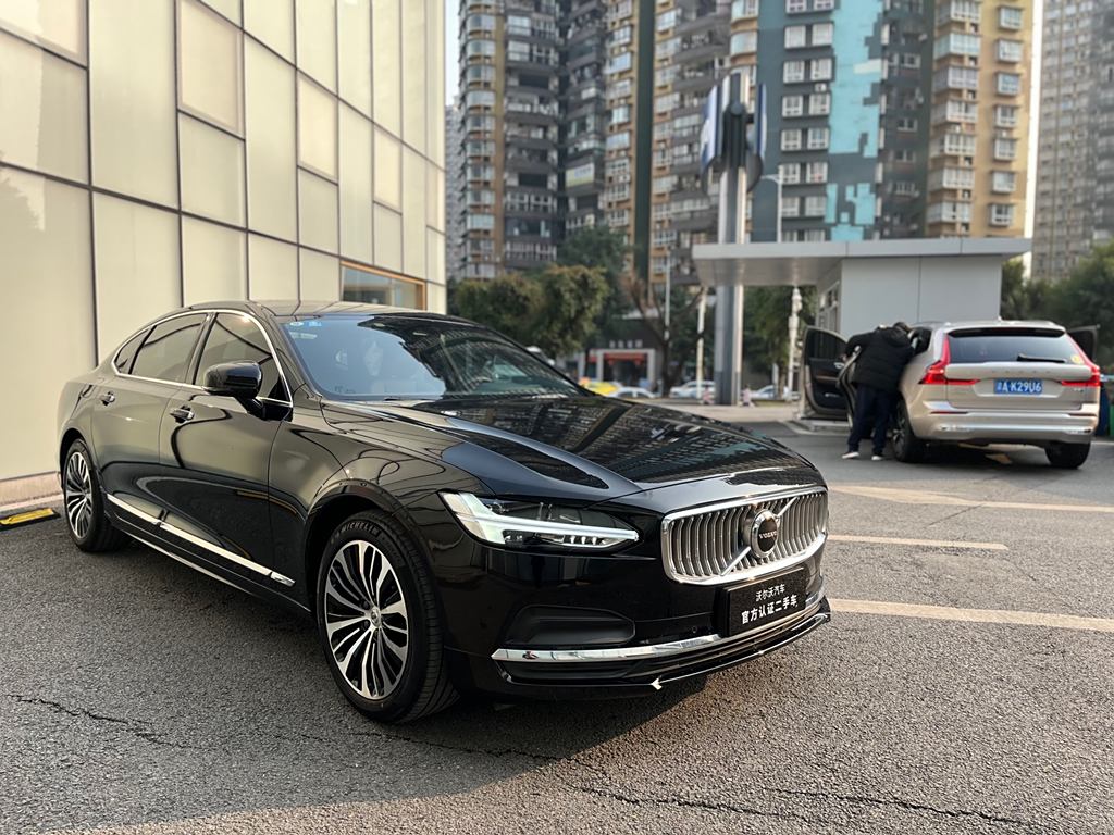 Volvo S90 2023 B5