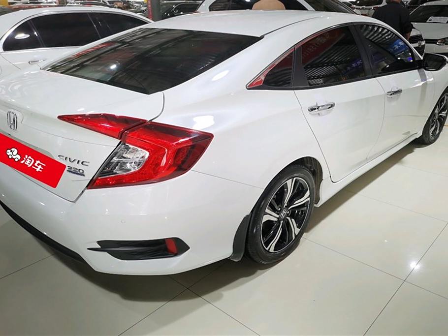 Honda Civic 2019 220TURBO CVT V