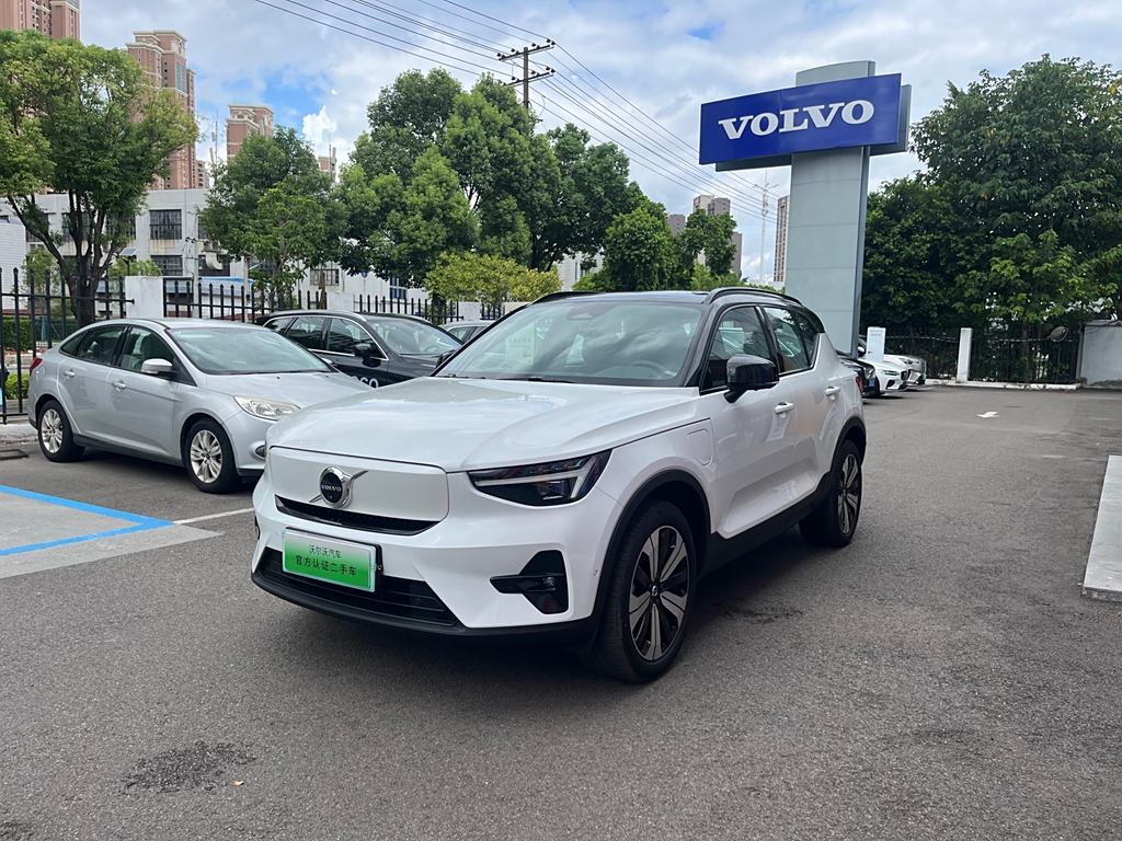 Volvo XC40 New Energy 2023  PRO