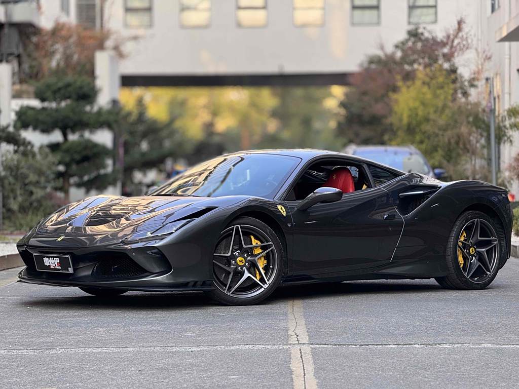 Ferrari F8 2019 Tributo 3.9T V8