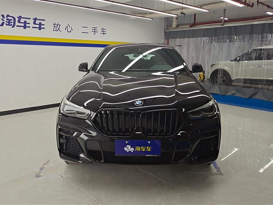 BMW X6 2022  xDrive30i M Sport Package