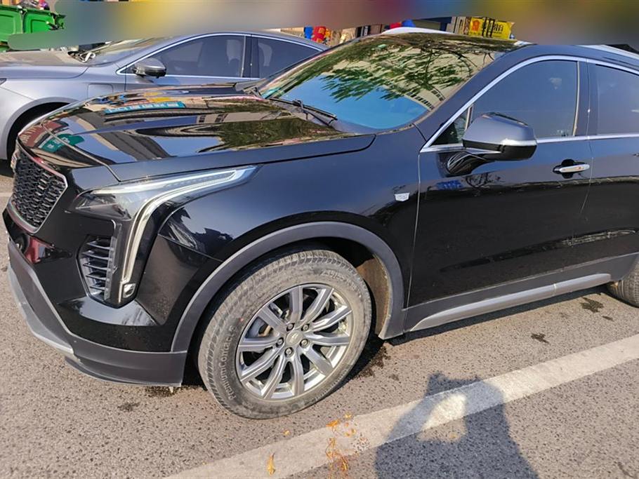 Cadillac XT4 2021 28T