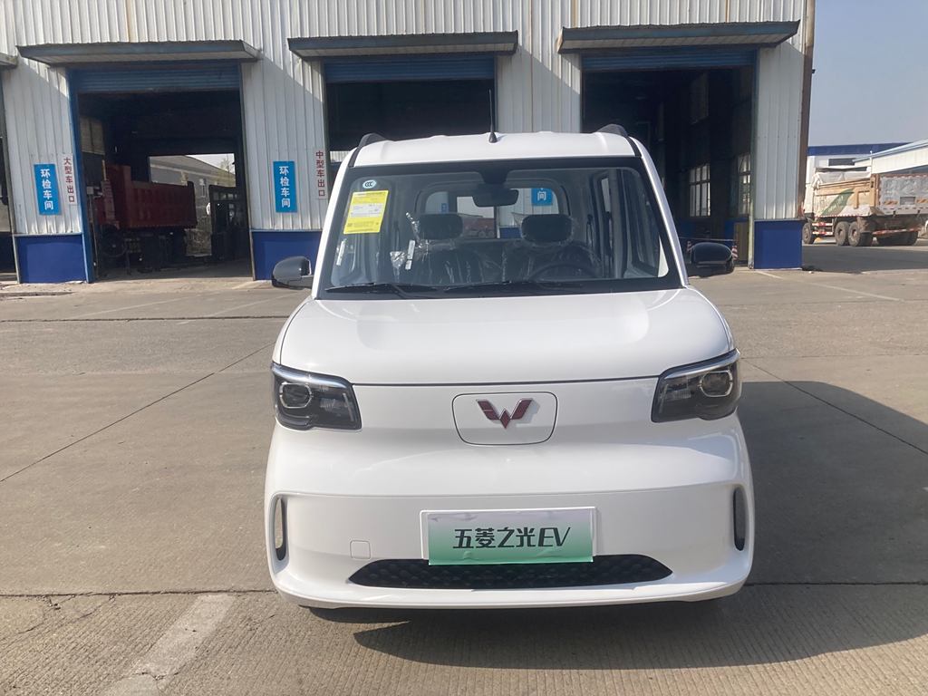 Wuling Hongguang 2024  300KM