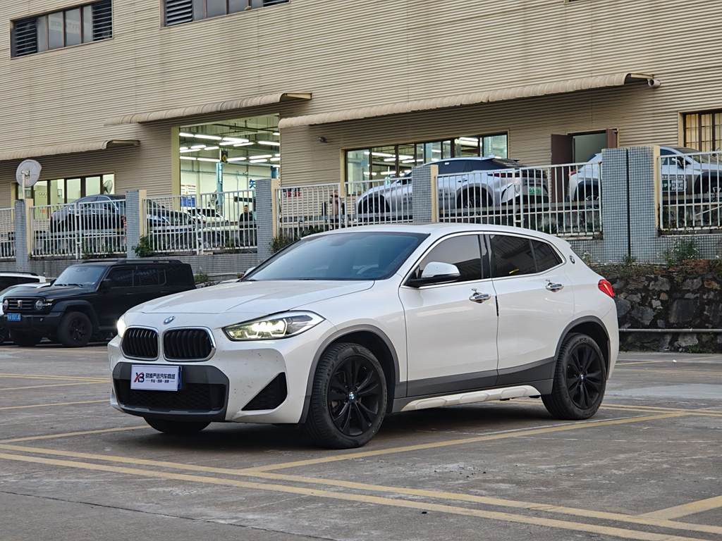 BMW X2 2020 sDrive20i M