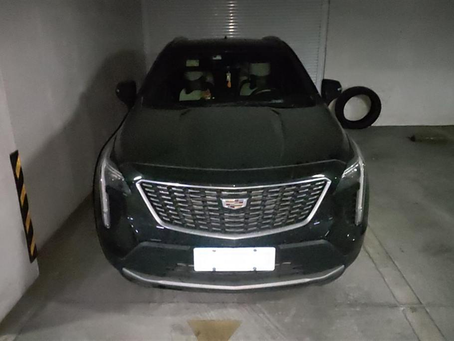 Cadillac XT4 2021 28T