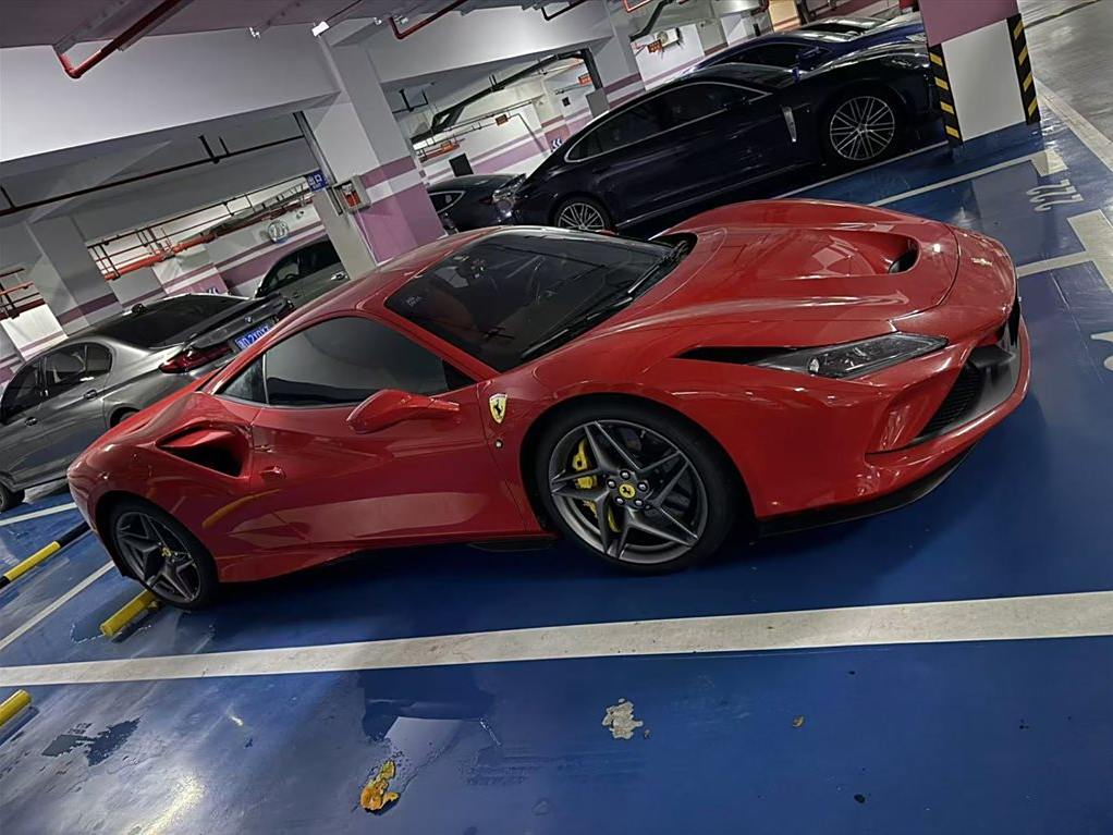 Ferrari F8 2019 Tributo 3.9T V8