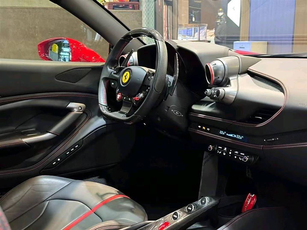 Ferrari F8 2019 Tributo 3.9T V8