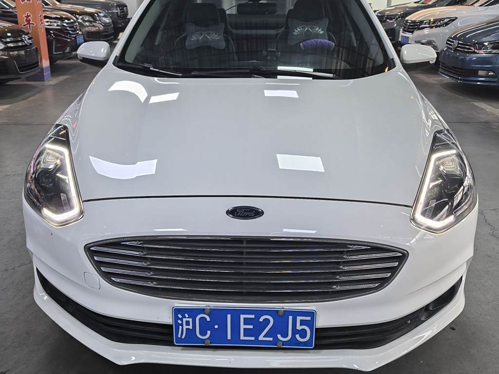 Ford Focus 2019  1.5L Автоматическая  Euro VI