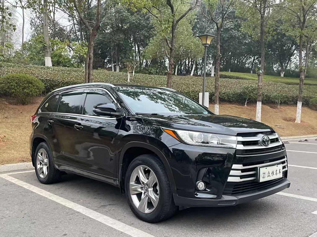 Toyota Highlander 2018 2.0T  Полный привод 7  Euro VI