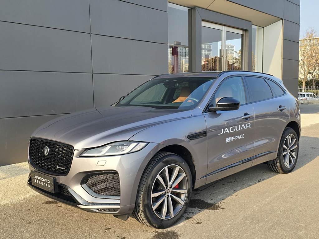 Jaguar F-PACE 2024 P250 R-Dynamic SE