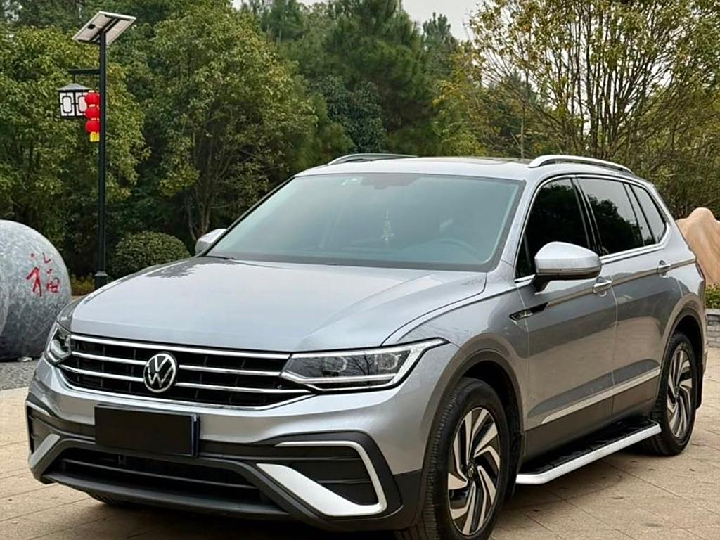 Volkswagen Tiguan L 2023 330TSI Автоматическая