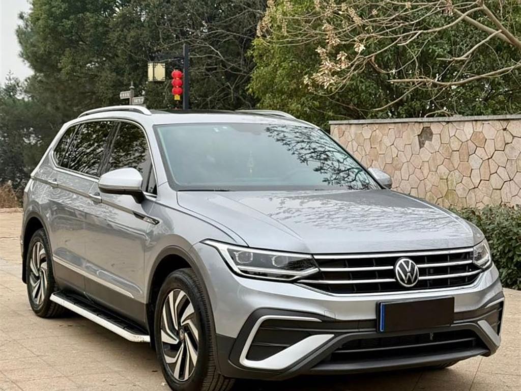 Volkswagen Tiguan L 2023 330TSI Автоматическая