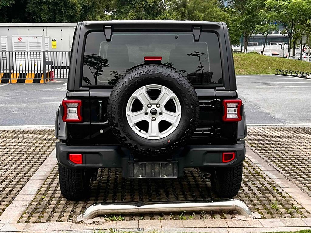 Jeep Wrangler 2019 2.0T Sahara  V