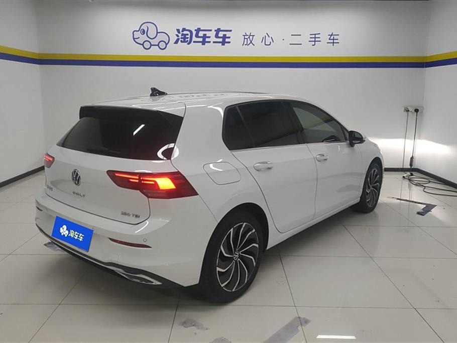 Volkswagen Golf 2021 280TSI DSG Pro