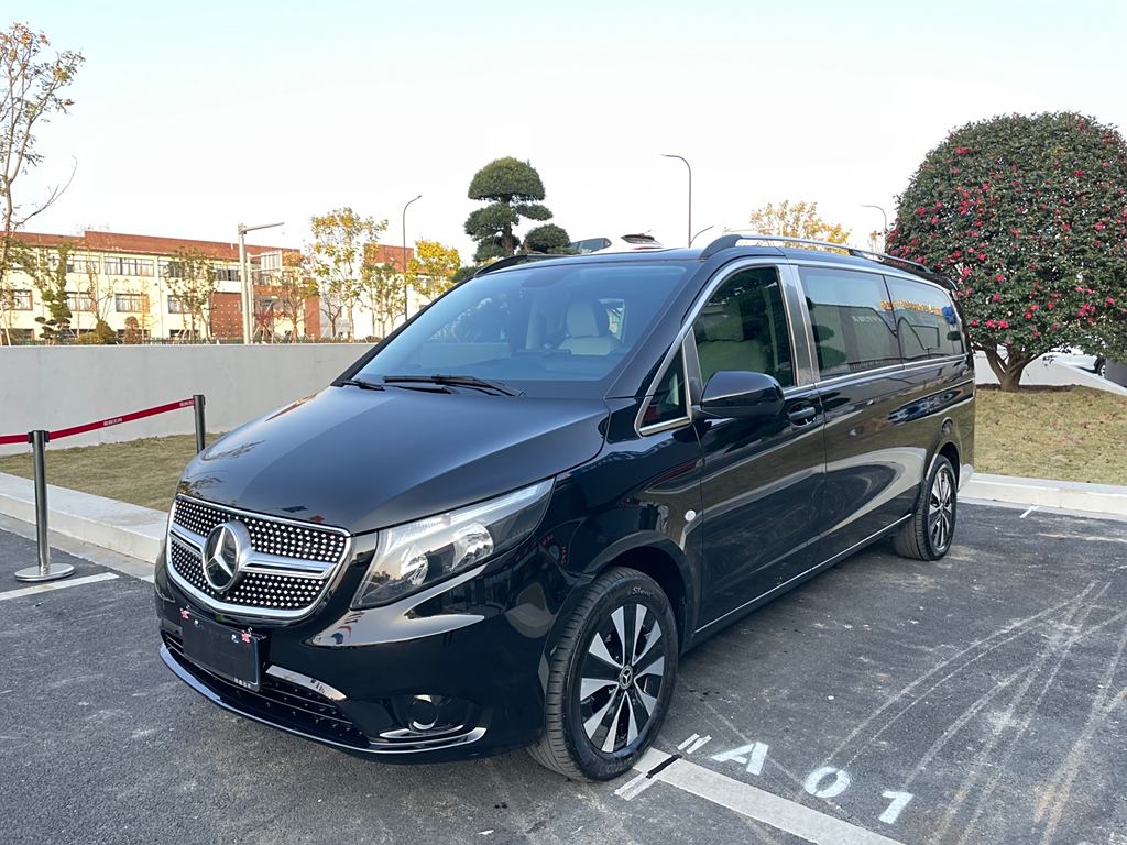 Mercedes-Benz Vito 2023 2.0T  Elite 7