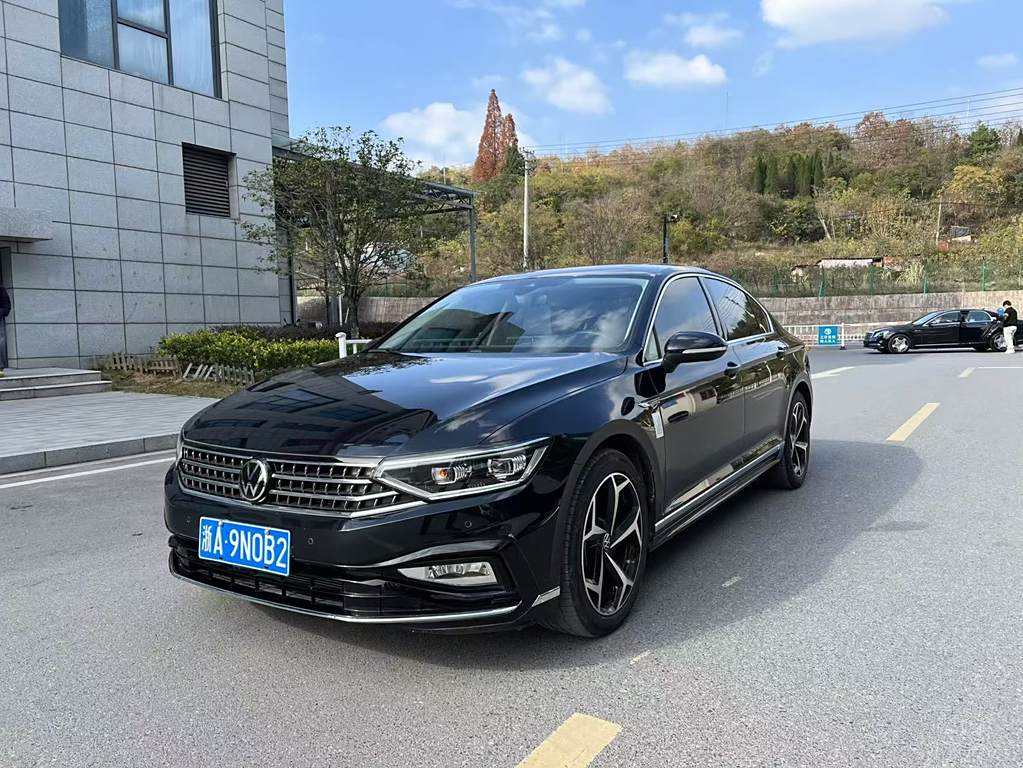 Volkswagen Magotan 2023 200 330TSI DSG Luxury