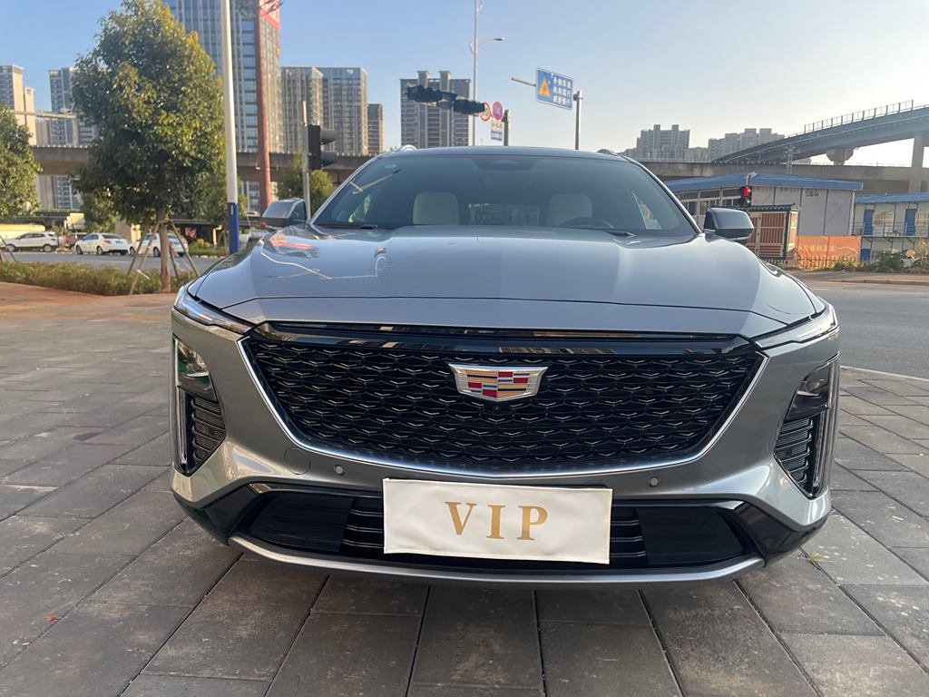 Cadillac GT4 2023 25T