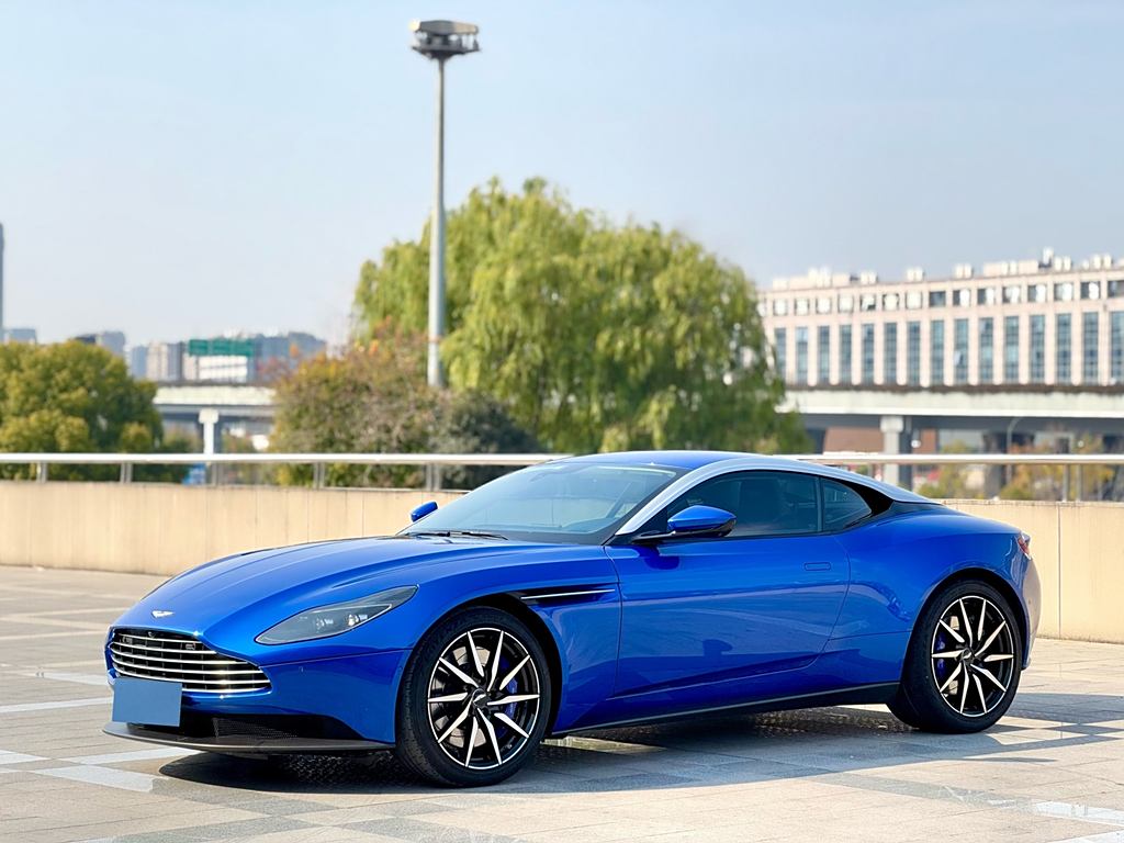 Aston Martin DB11 2019 4.0T V8 Coupe