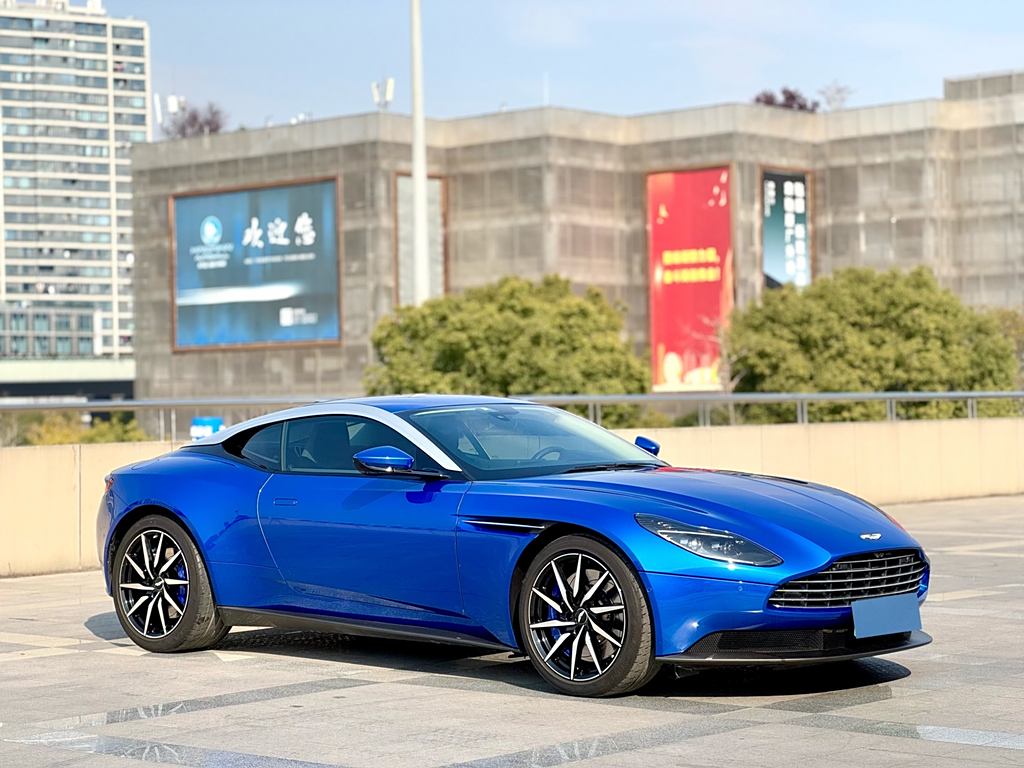 Aston Martin DB11 2019 4.0T V8 Coupe