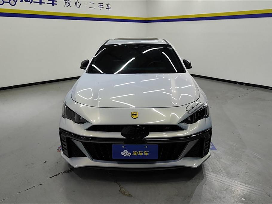 BYD Yangtze 2023 400T АвтоматическаяR PRO