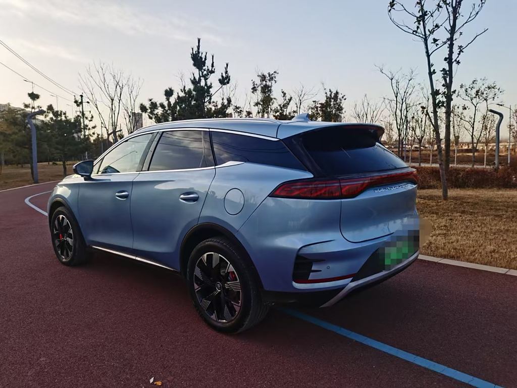 BYD Tang EV 2024 DM-p  215KM  Полный привод