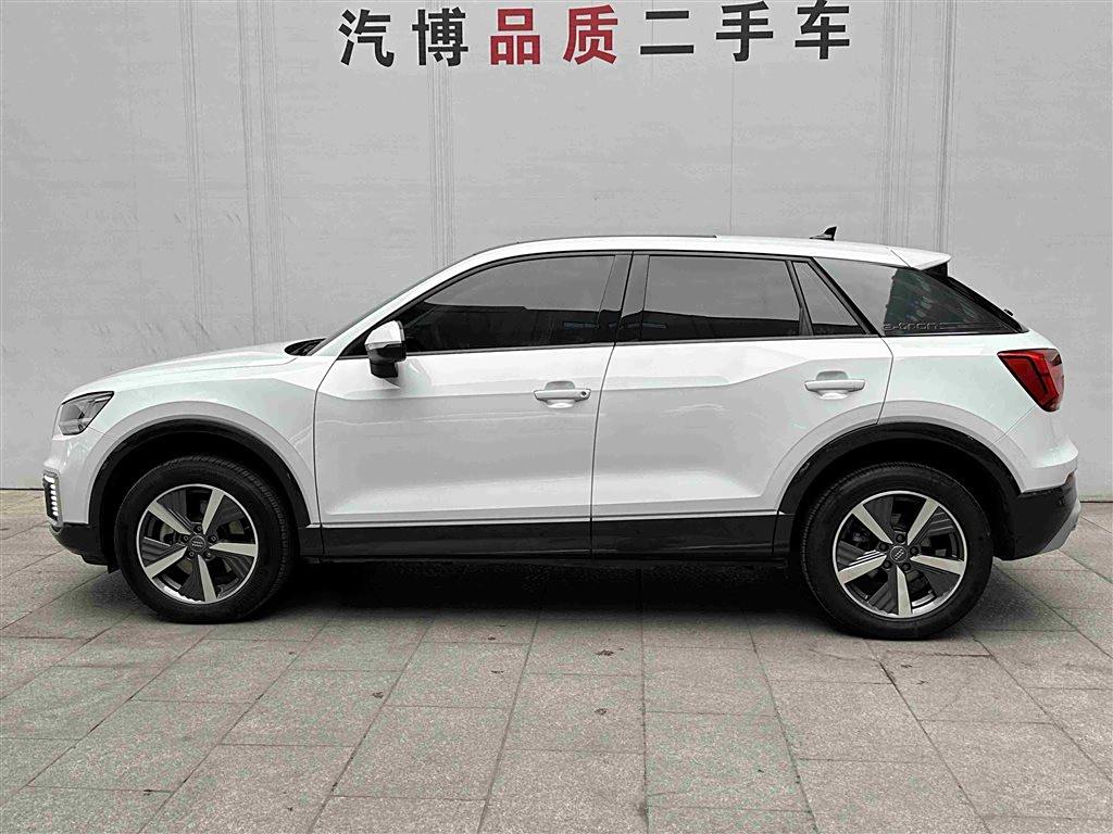 Audi Q2L e-tron 2019 Q2L e-tron