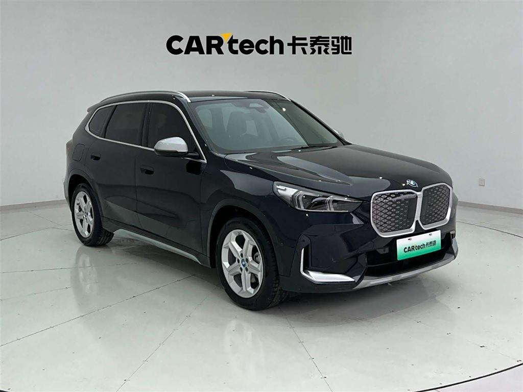 BMW iX1 2023 eDrive25L X