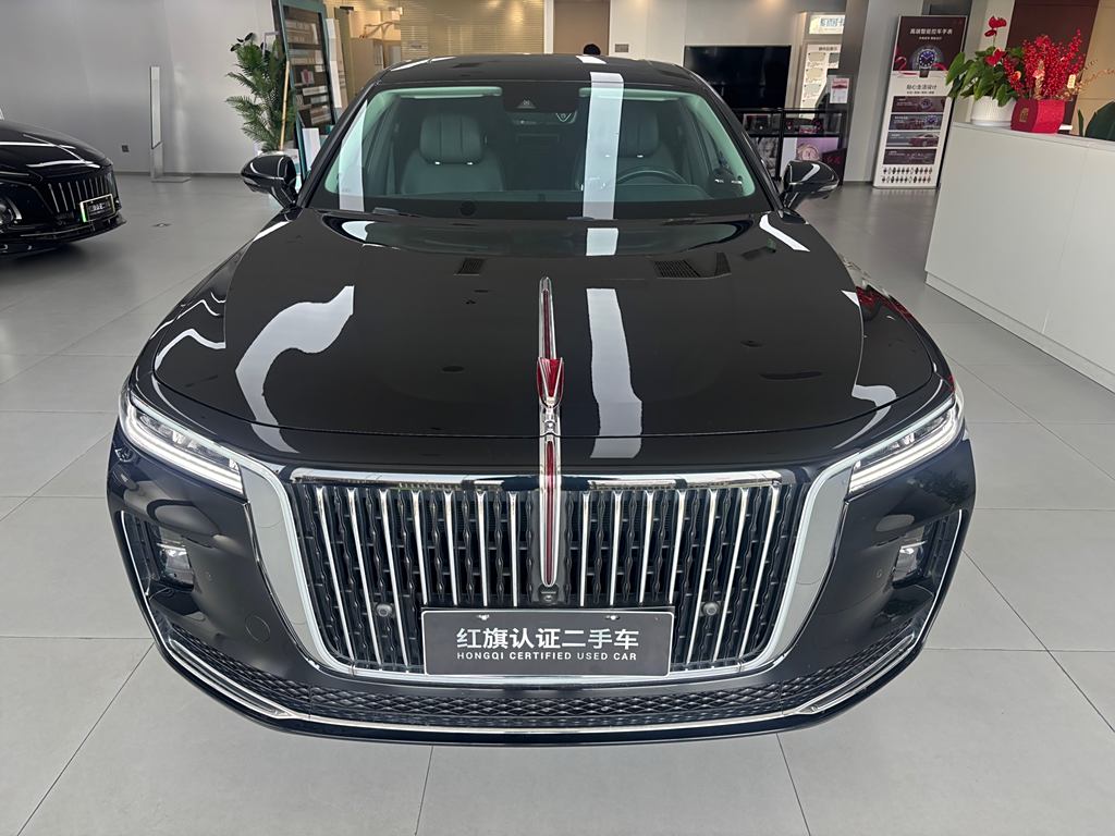 Hongqi H9 2022 2.0T