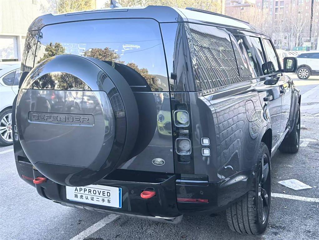 Land Rover Defender 2023 130 3.0T P400 X