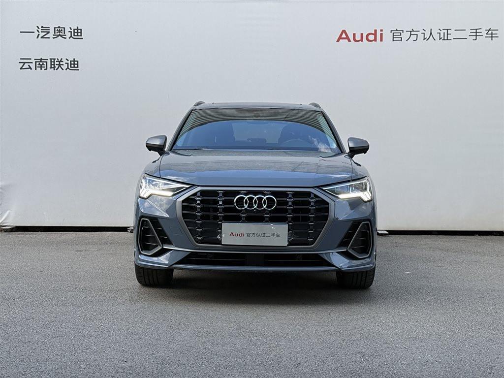 Audi Q3 2023 40 TFSI RS