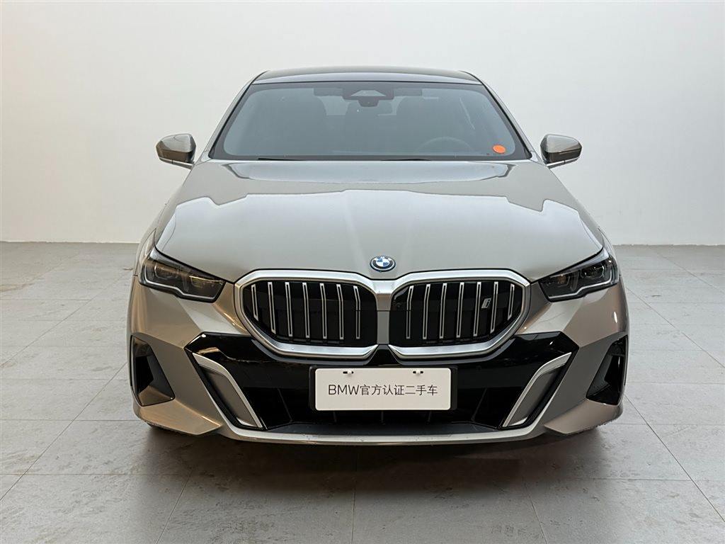 BMW i5 2024 eDrive 35L  M Sport Package