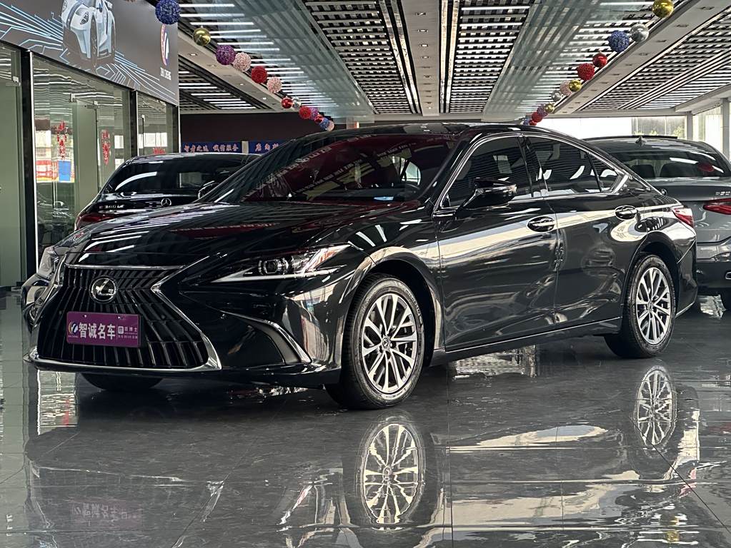 Lexus ES 2023 200