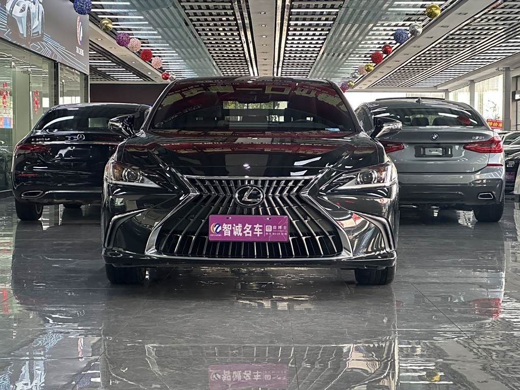 Lexus ES 2023 200