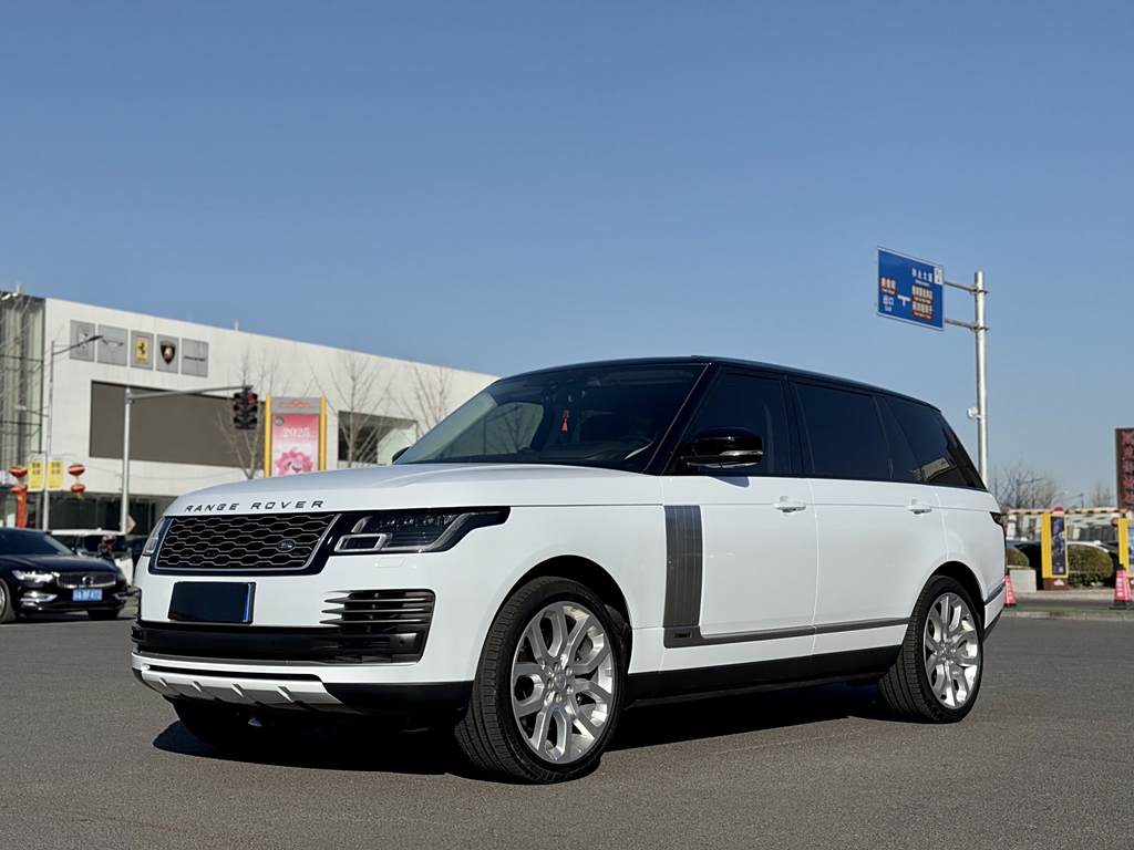 Range Rover 2022 3.0 L6 400PS