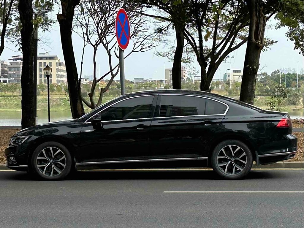 Volkswagen Magotan 2020 330TSI DSG