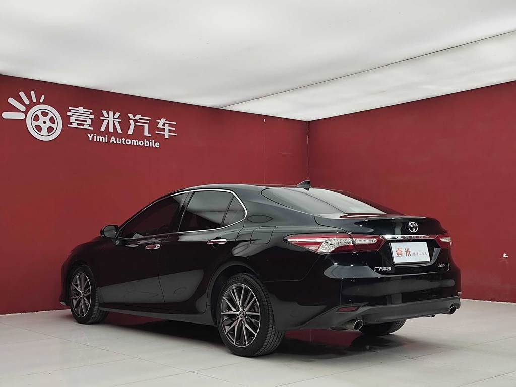 Toyota Camry 2021 2.5G