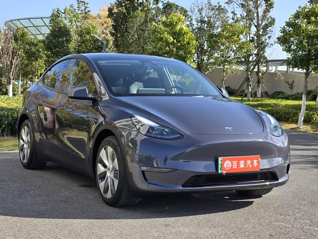 Model Y 2023