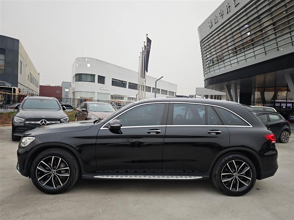 Mercedes-Benz GLC 2022 GLC 260 L 4MATIC  Luxury