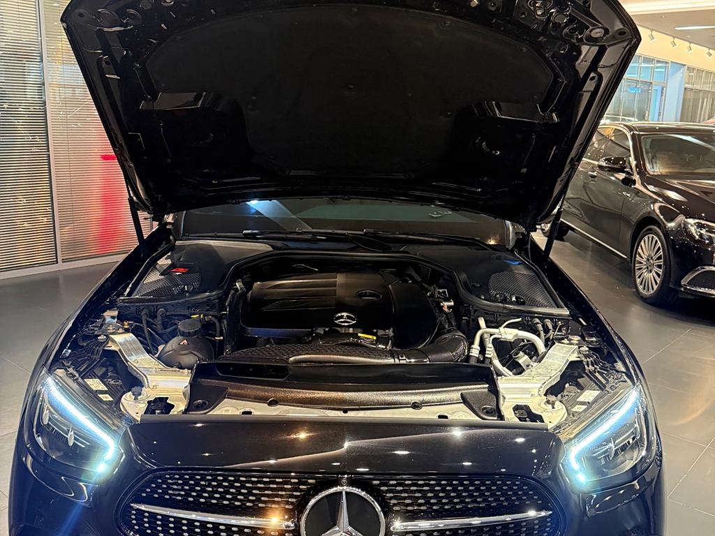 Mercedes-Benz E-Class 2023 E 300 L