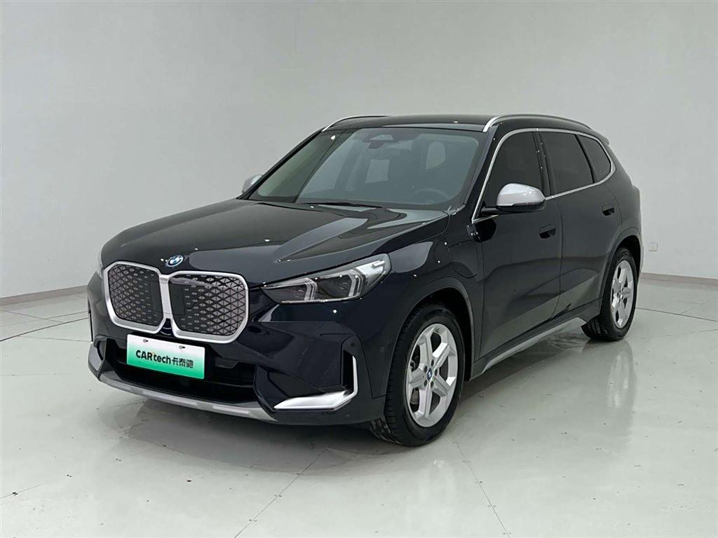 BMW iX1 2023 eDrive25L X