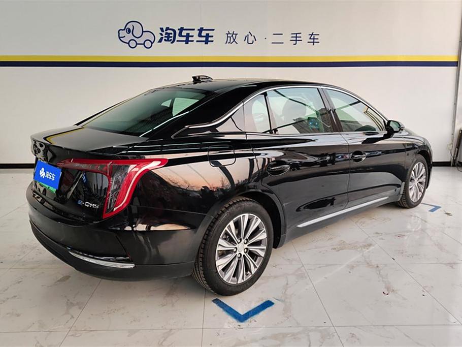 Hongqi E-QM5 2022 431km