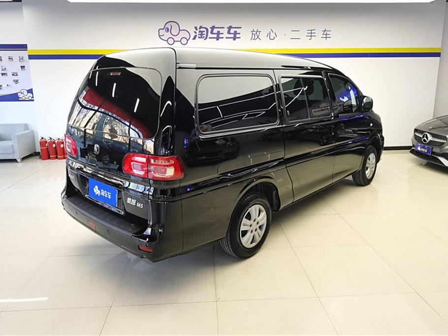 Lifan Lingzhi 2023 M5L 1.6L  5