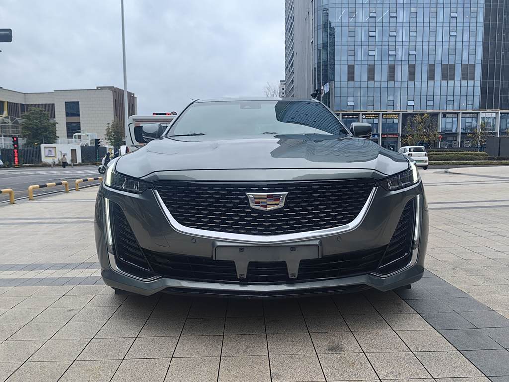 Cadillac CT5 2023 28T  Luxury（）