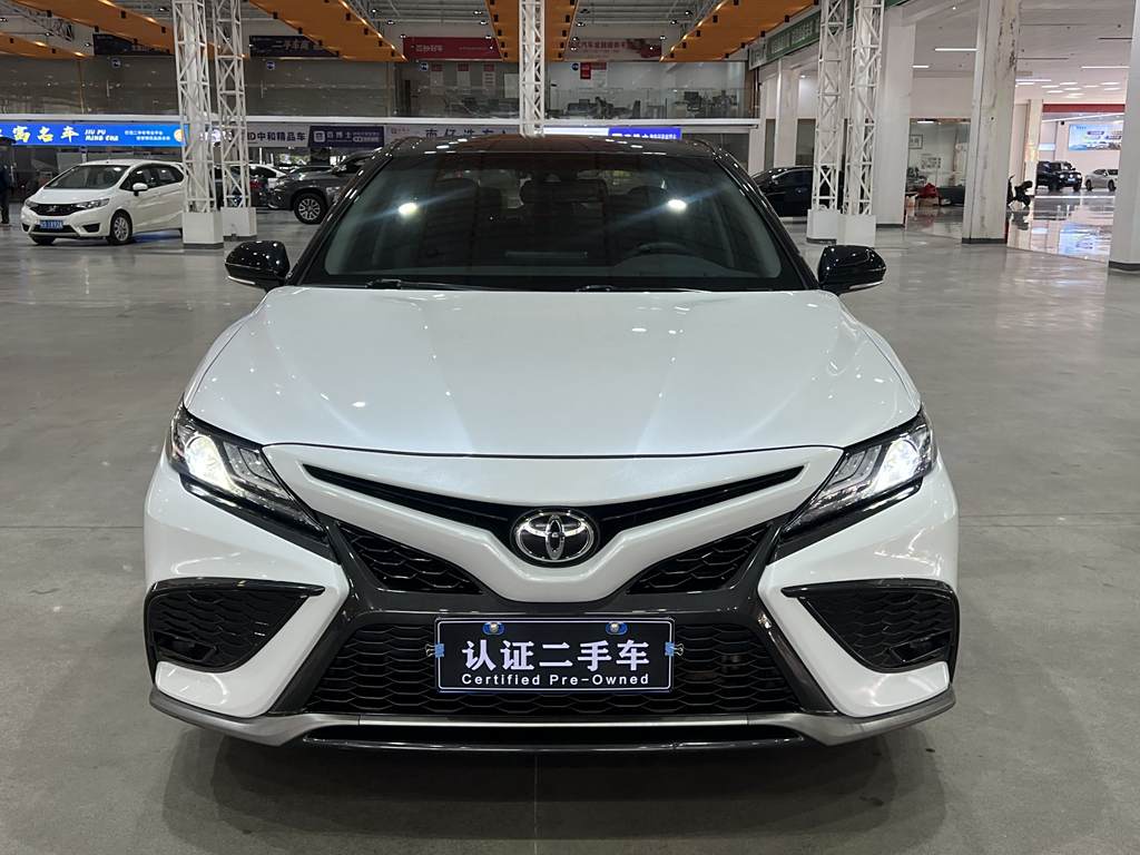 Toyota Camry 2021 2.0S