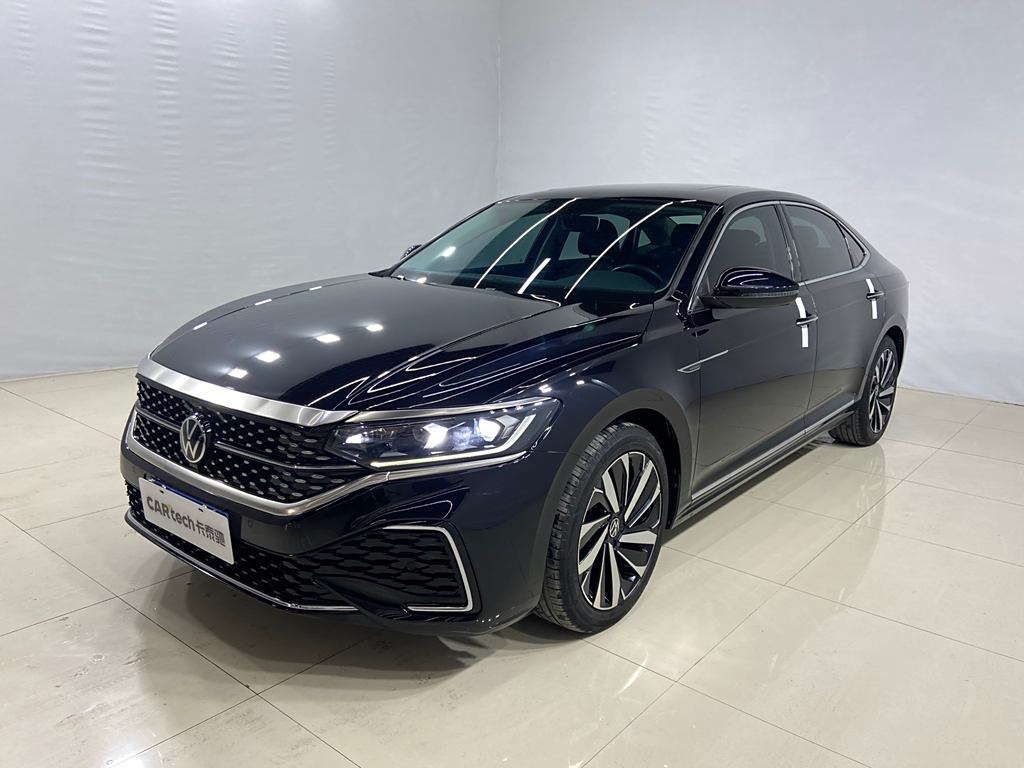 Volkswagen Passat 2022 330TSI  Elite