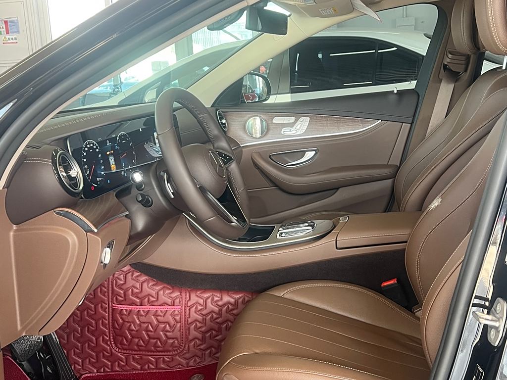 Mercedes-Benz E-Class 2021  E 300 L  Luxury