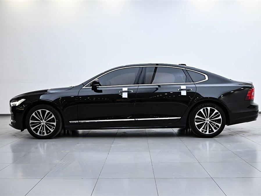 Volvo S90 2023 B5